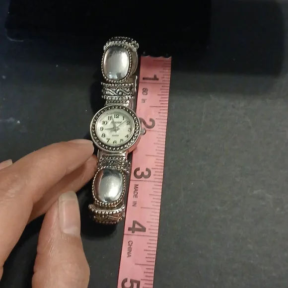 Chico's silver tone elastic wrist watch bracelet - Picture 9 of 9